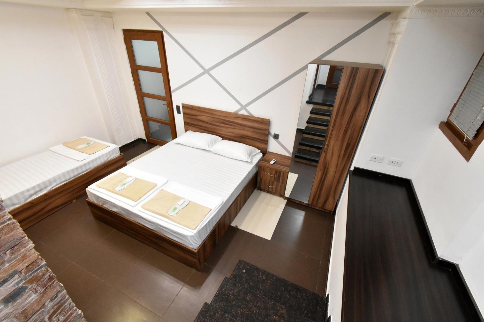 Luna Guest House Erévan Extérieur photo